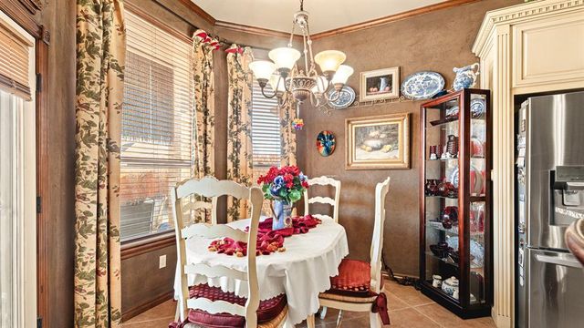 2100 Hackberry Creek Avenue, Yukon, OK 73099