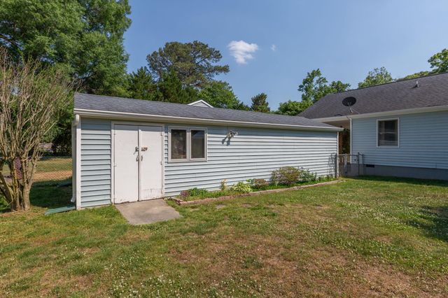 360 CEDAR LN, Colonial Beach, VA 22443