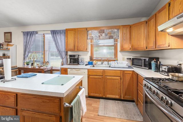 360 CEDAR LN, Colonial Beach, VA 22443