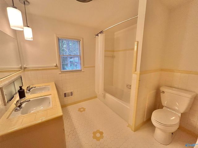 7604 Teal Drive, Huntsville, AL 35802