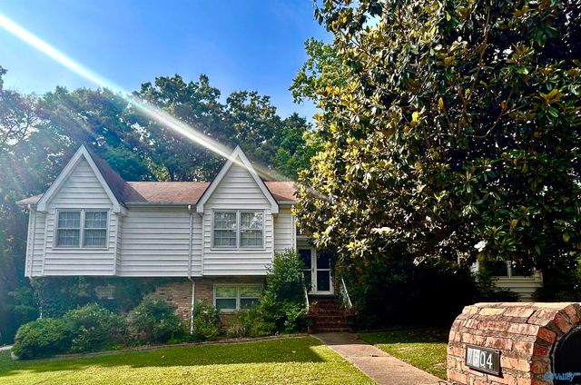 7604 Teal Drive, Huntsville, AL 35802