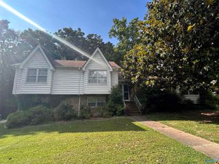 7604 Teal Drive, Huntsville, AL 35802