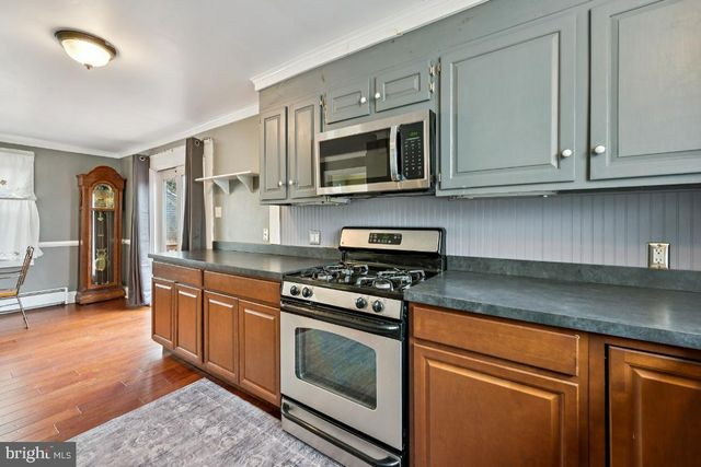 410 N CLINTON AVE, Wenonah, NJ 08090