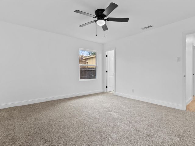 3104 Binyon Street, Fort Worth, TX 76133