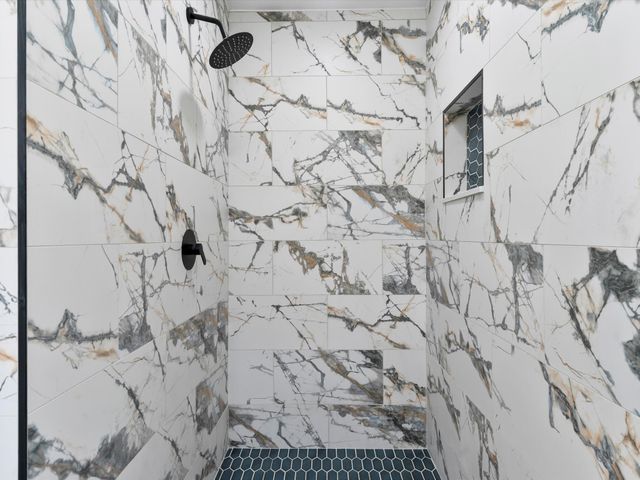 3104 Binyon Street, Fort Worth, TX 76133