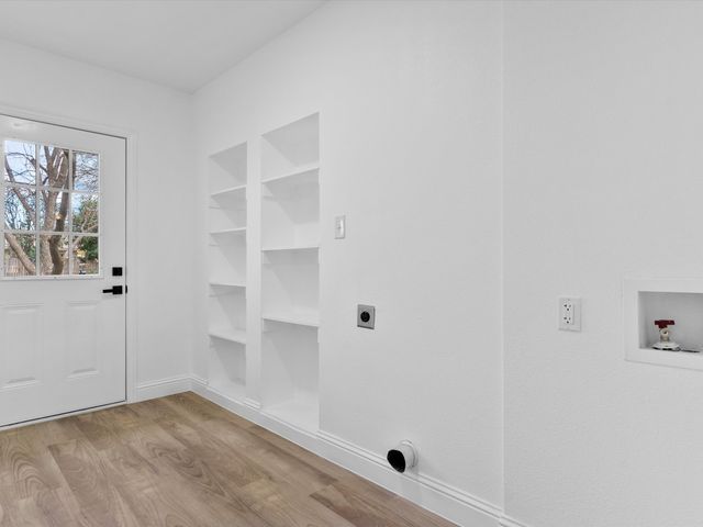 3104 Binyon Street, Fort Worth, TX 76133