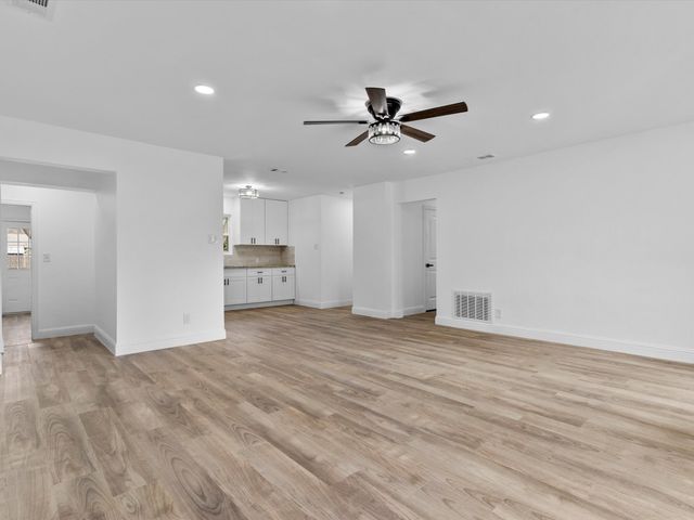 3104 Binyon Street, Fort Worth, TX 76133