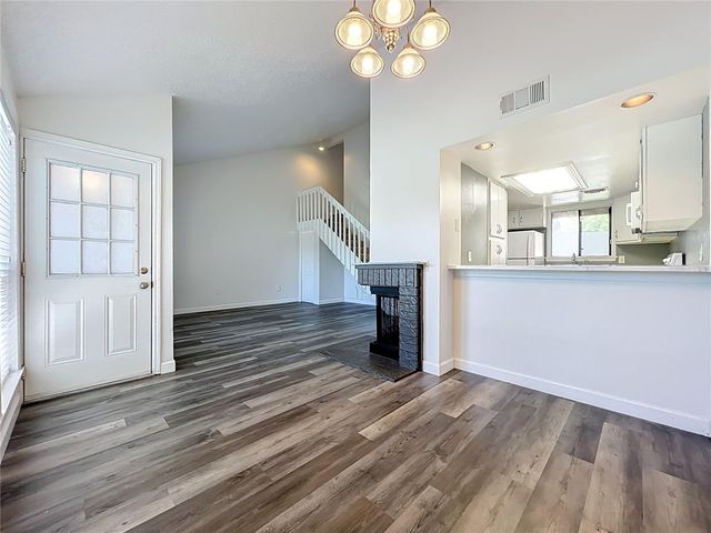 639 SAINT JOHNS COURT 639, Winter Park, FL 32792