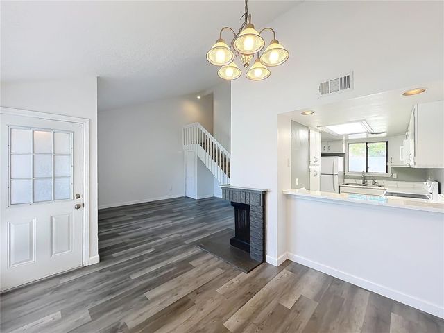 639 SAINT JOHNS COURT 639, Winter Park, FL 32792