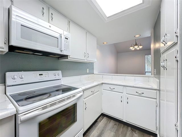 639 SAINT JOHNS COURT 639, Winter Park, FL 32792