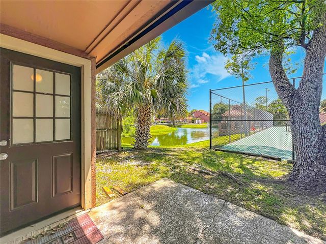 639 SAINT JOHNS COURT 639, Winter Park, FL 32792