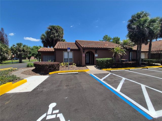 639 SAINT JOHNS COURT 639, Winter Park, FL 32792