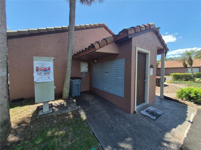 639 SAINT JOHNS COURT 639, Winter Park, FL 32792