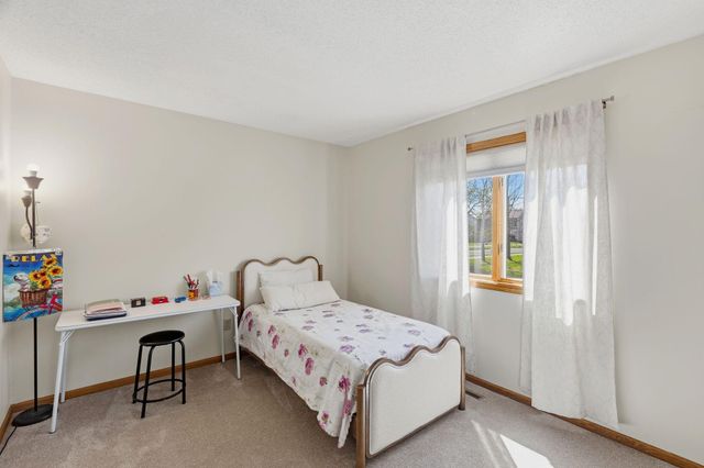 699 Calvin Court, Eagan, MN 55123