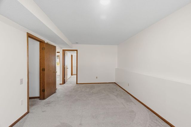 699 Calvin Court, Eagan, MN 55123