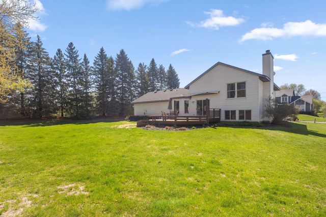 699 Calvin Court, Eagan, MN 55123