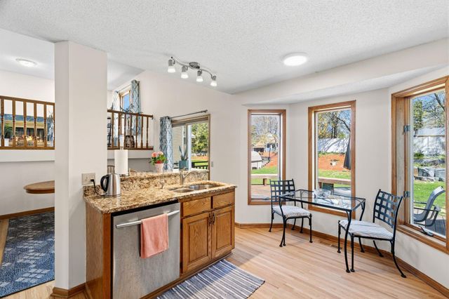 699 Calvin Court, Eagan, MN 55123