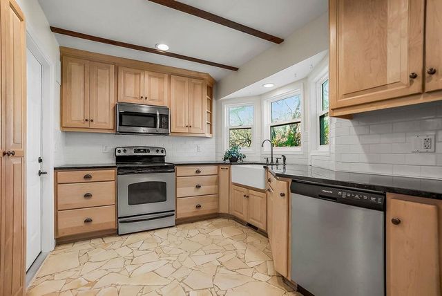 16109 W 150th Street, Olathe, KS 66062