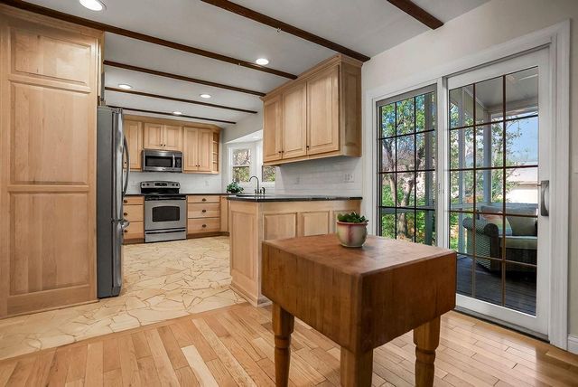 16109 W 150th Street, Olathe, KS 66062