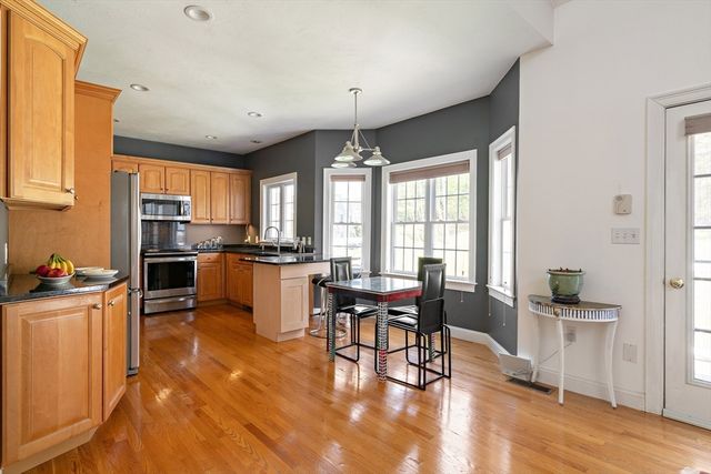 17 Indian Woods Way 17, Canton, MA 02021