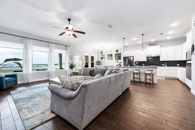 5106 Allen Cay Drive, Texas City, TX 77590