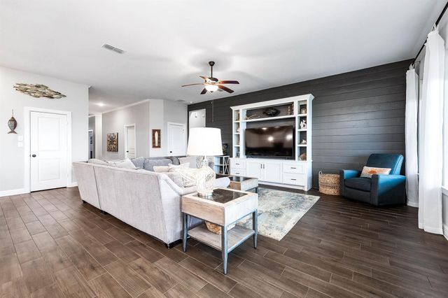 5106 Allen Cay Drive, Texas City, TX 77590