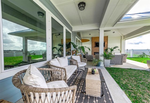 5106 Allen Cay Drive, Texas City, TX 77590