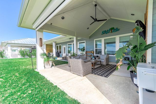 5106 Allen Cay Drive, Texas City, TX 77590