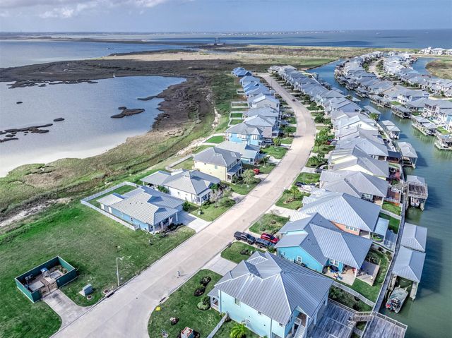 5106 Allen Cay Drive, Texas City, TX 77590