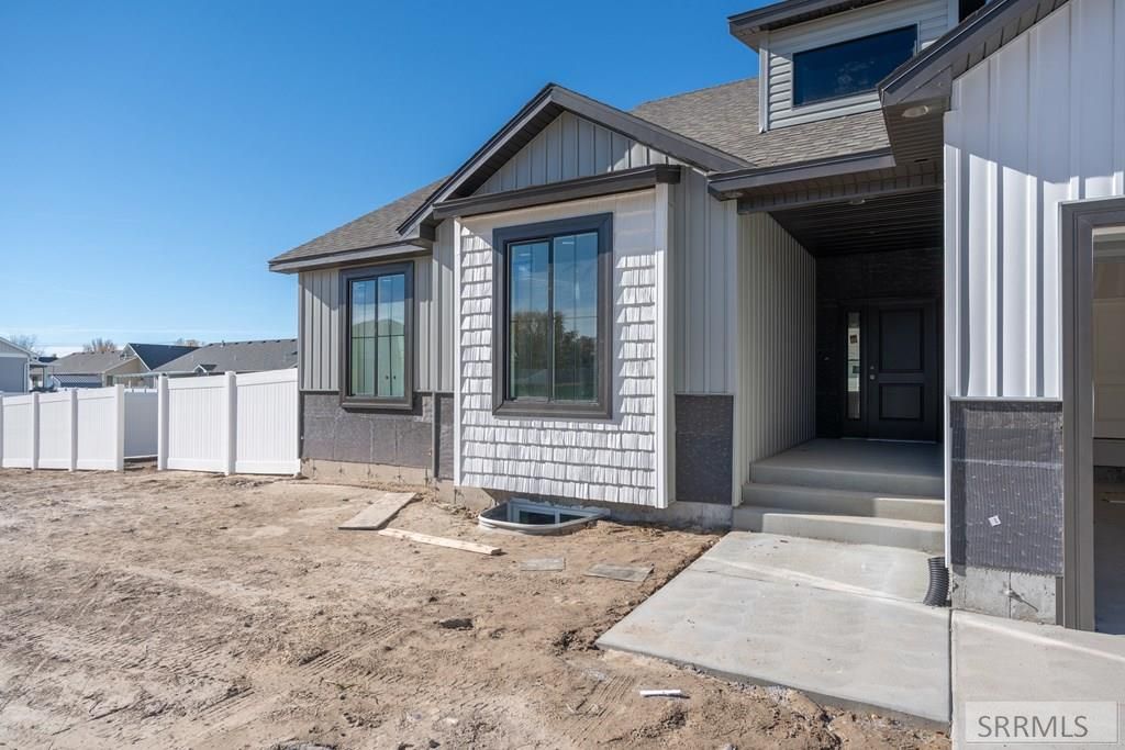 Image 2 of property listing at 750 Boxwood Drive, Idaho Falls, ID 83402