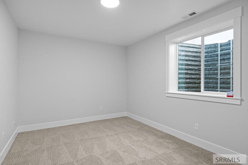 Image 27 of property listing at 750 Boxwood Drive, Idaho Falls, ID 83402