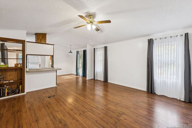 2210 Sandy Bnd, San Antonio, TX 78264