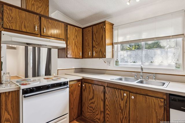 2210 Sandy Bnd, San Antonio, TX 78264