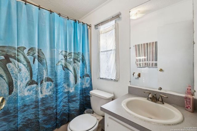 2210 Sandy Bnd, San Antonio, TX 78264