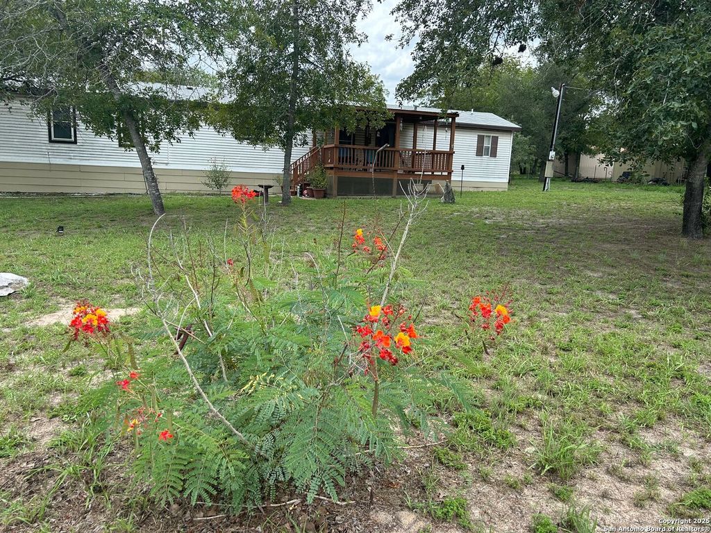 2210 Sandy Bnd, San Antonio, TX 78264