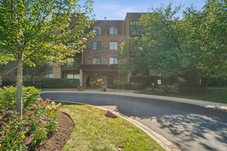 2050 Valencia Drive 307C, Northbrook, IL 60062