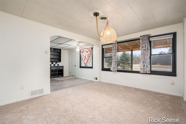 1711 Alden Nash Avenue, Lowell, MI 49331