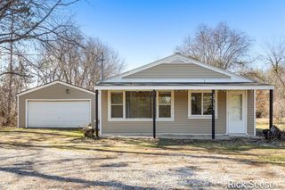 1711 Alden Nash Avenue, Lowell, MI 49331