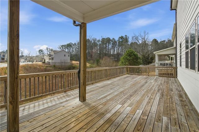 2131 Landsburg Way, Lawrenceville, GA 30043