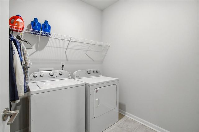 2131 Landsburg Way, Lawrenceville, GA 30043