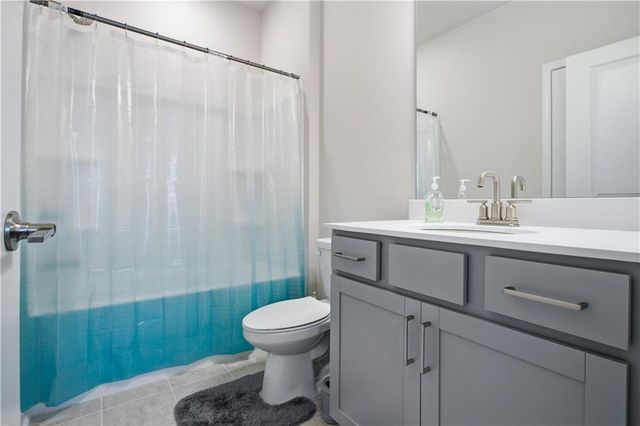 2131 Landsburg Way, Lawrenceville, GA 30043