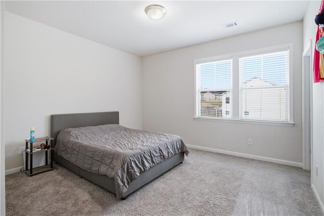 2131 Landsburg Way, Lawrenceville, GA 30043