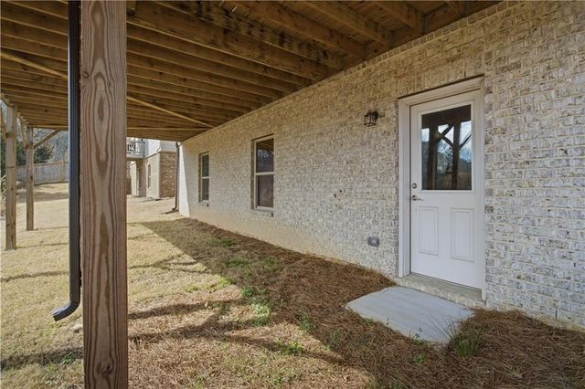 2131 Landsburg Way, Lawrenceville, GA 30043