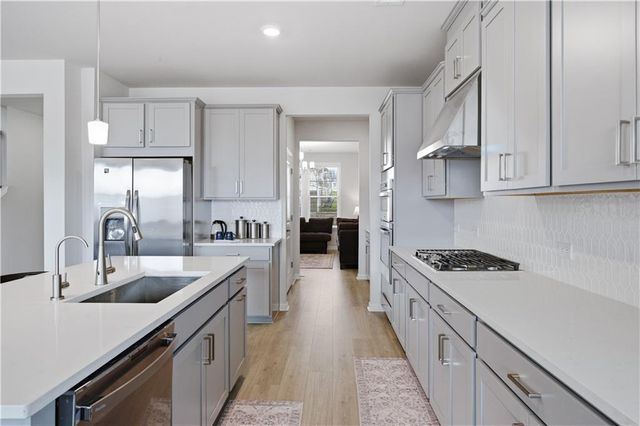 2131 Landsburg Way, Lawrenceville, GA 30043