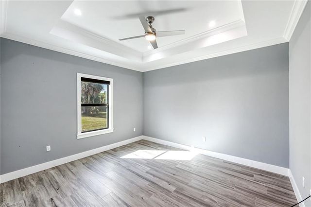 141 20th AVE NW, Naples, FL 34120