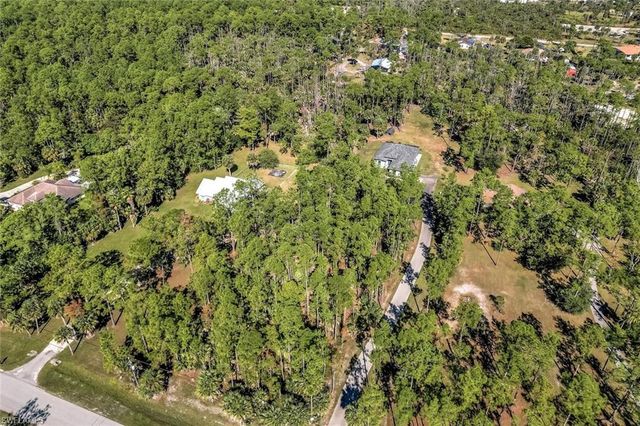 141 20th AVE NW, Naples, FL 34120