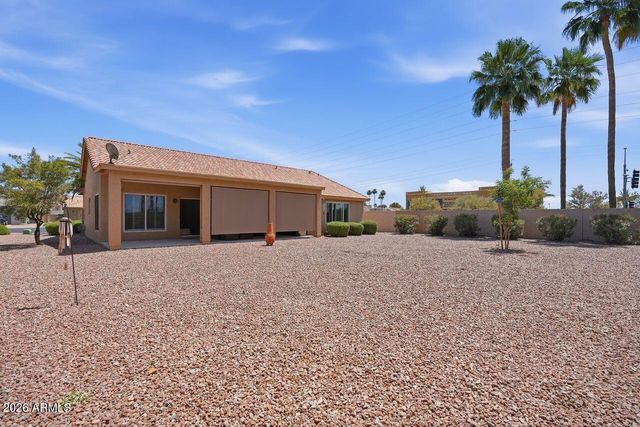 24950 S LAKEWOOD Drive, Sun Lakes, AZ 85248