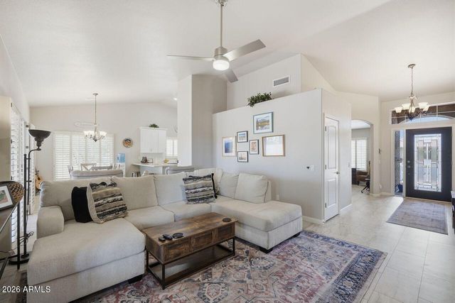 24950 S LAKEWOOD Drive, Sun Lakes, AZ 85248