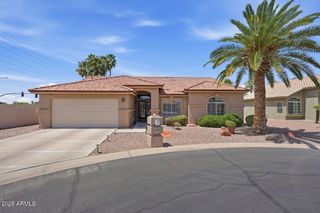 24950 S LAKEWOOD Drive, Sun Lakes, AZ 85248