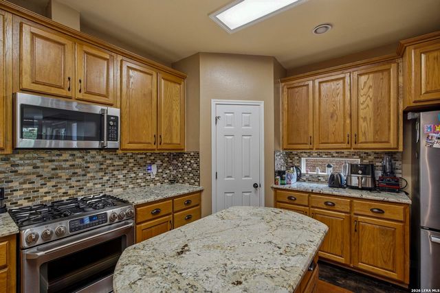 9007 Powhatan, San Antonio, TX 78230